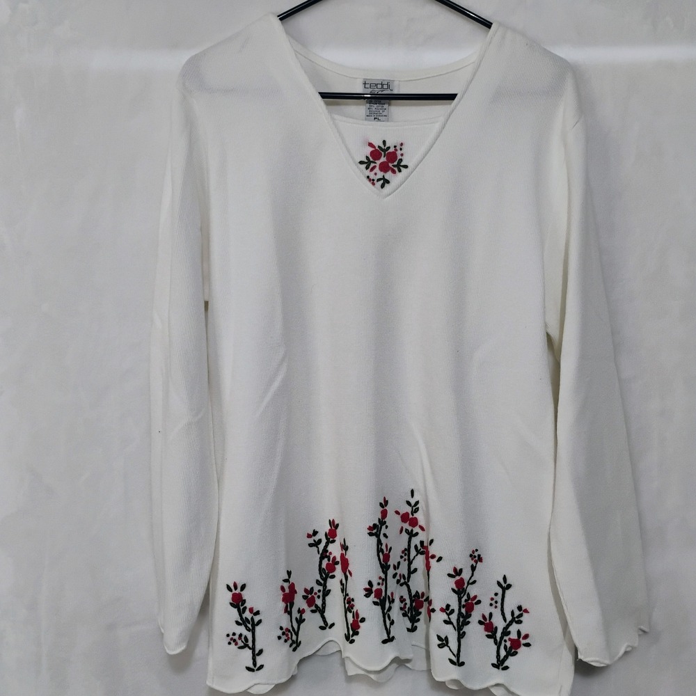 Teddi Petite White‎ Floral Embroidered Ribbed V-Neck Top Scalloped Hem Vintage Q